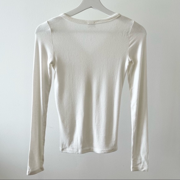 Aritzia Wilfred Free Only Henley - Picture 2 of 5